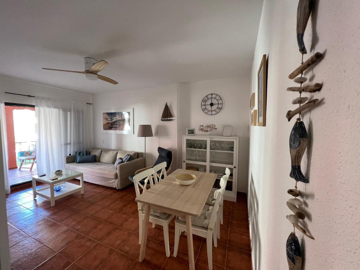 Apartamento En Urbanizacion De Primera Linea De Playa, Atlanterra Захара-де-лос-Атунес Экстерьер фото
